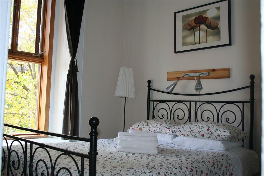 Gite University Bed And Breakfast Montréal Dış mekan fotoğraf