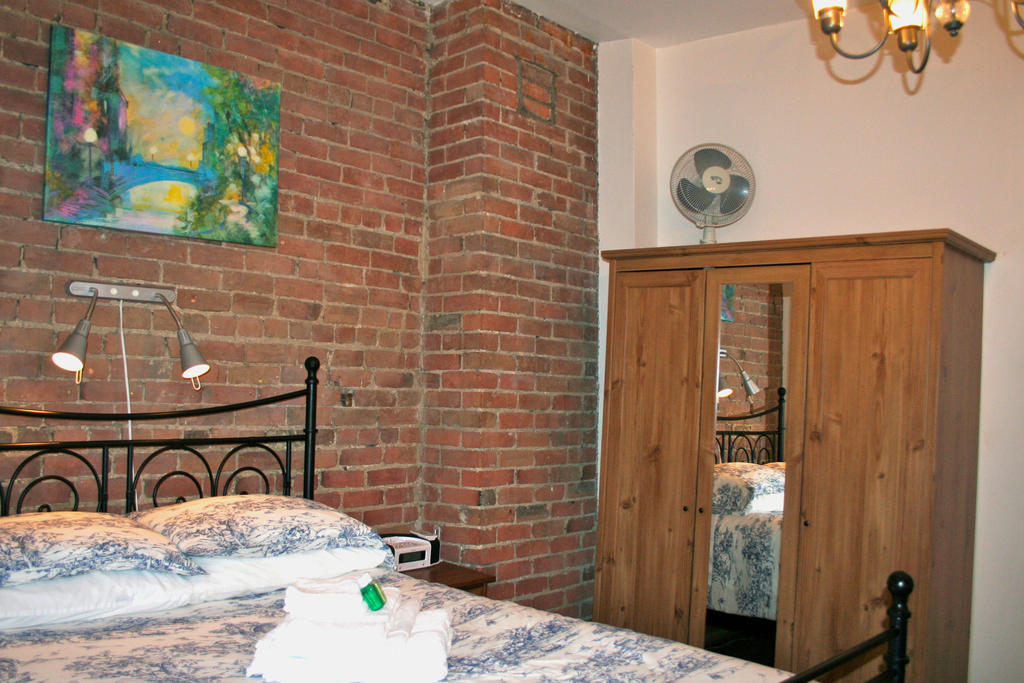Gite University Bed And Breakfast Montréal Dış mekan fotoğraf